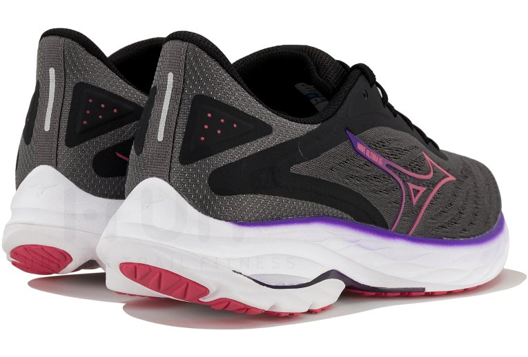 Mizuno Wave Ultima 16 