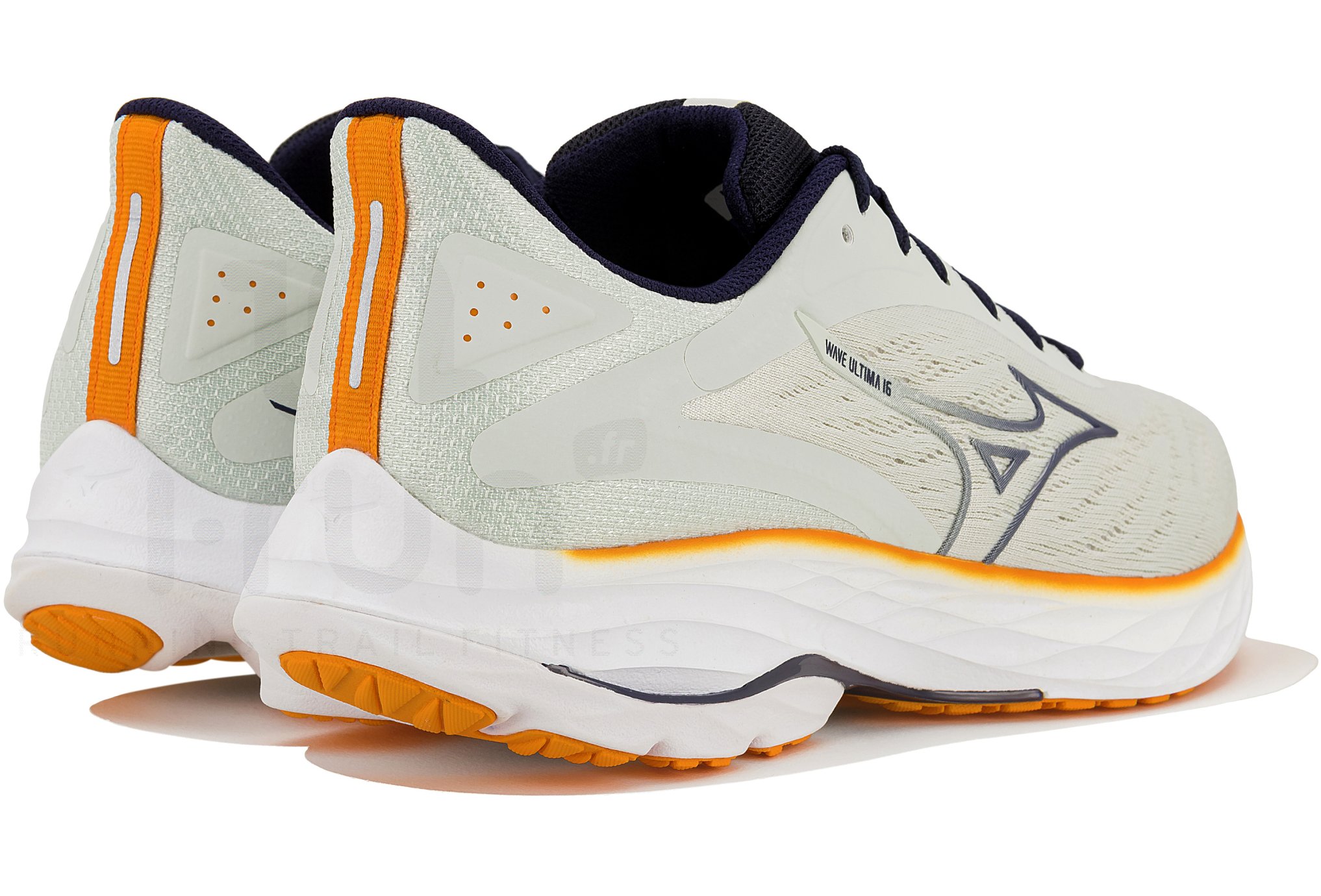 Mizuno Wave Ultima 16