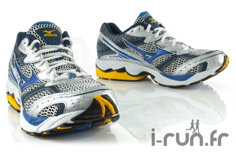 Mizuno Wave Ultima 3 