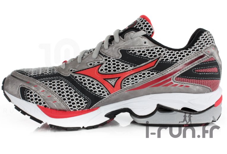 Mizuno Wave Ultima 3 M 