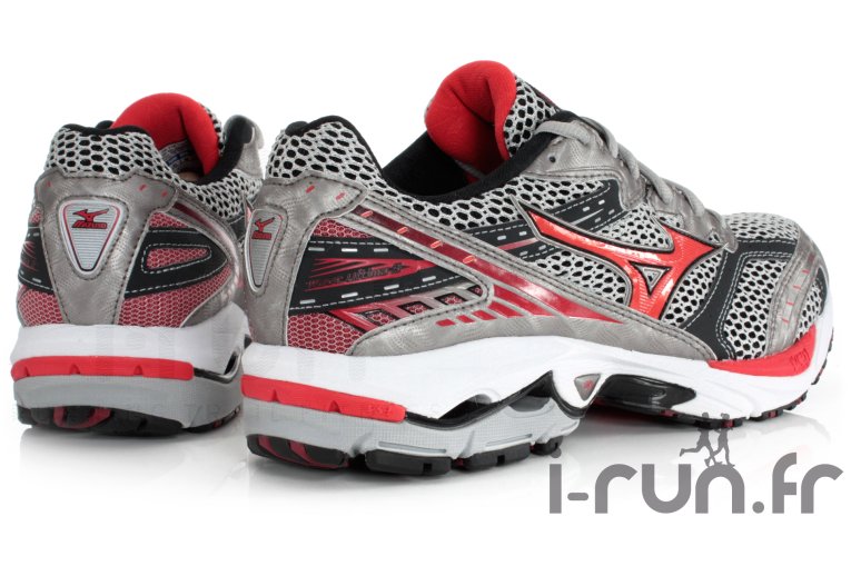 Mizuno Wave Ultima 3 M 