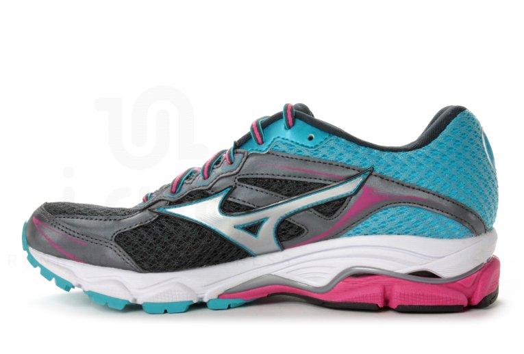 Mizuno Wave Ultima 7