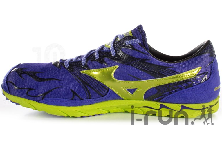 Mizuno Wave Universe 4 M 