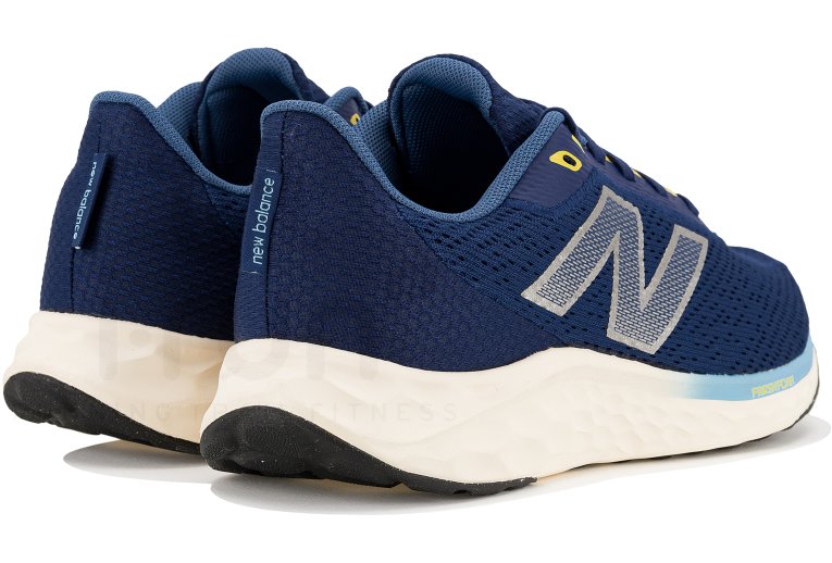 New Balance Arishi V4 M