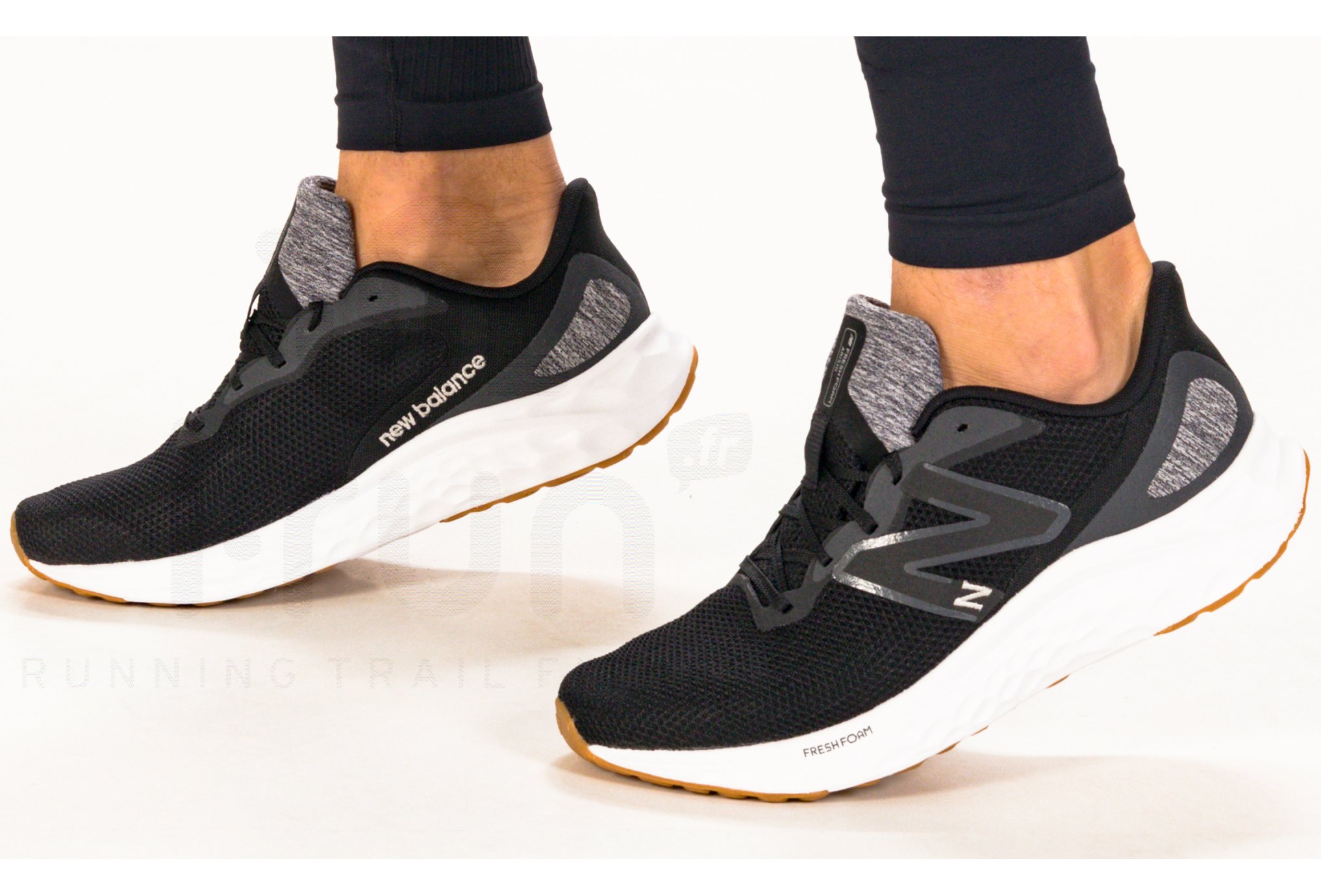 New Balance Arishi V4 M 