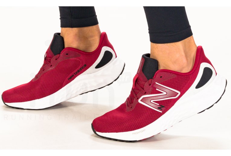 New Balance Arishi V4 M