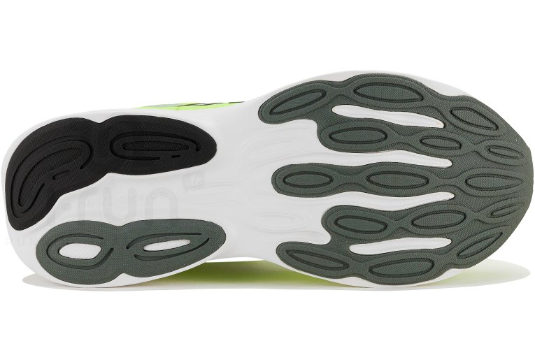 New Balance Fresh Foam 680 V9