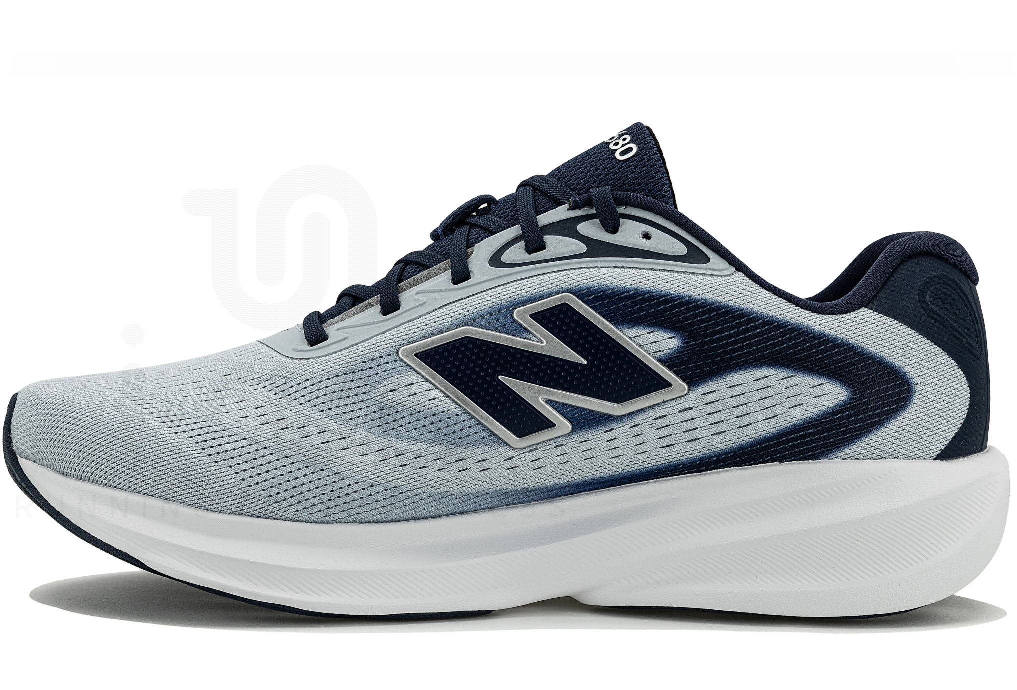New Balance Fresh Foam 680 V9