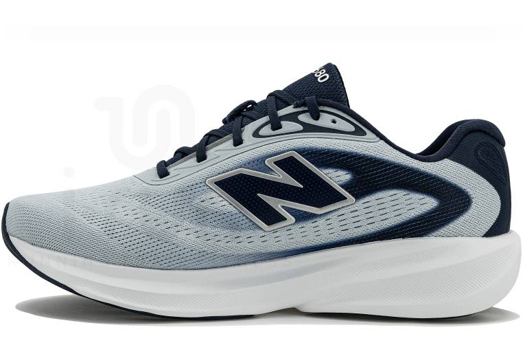 New Balance Fresh Foam 680 V9