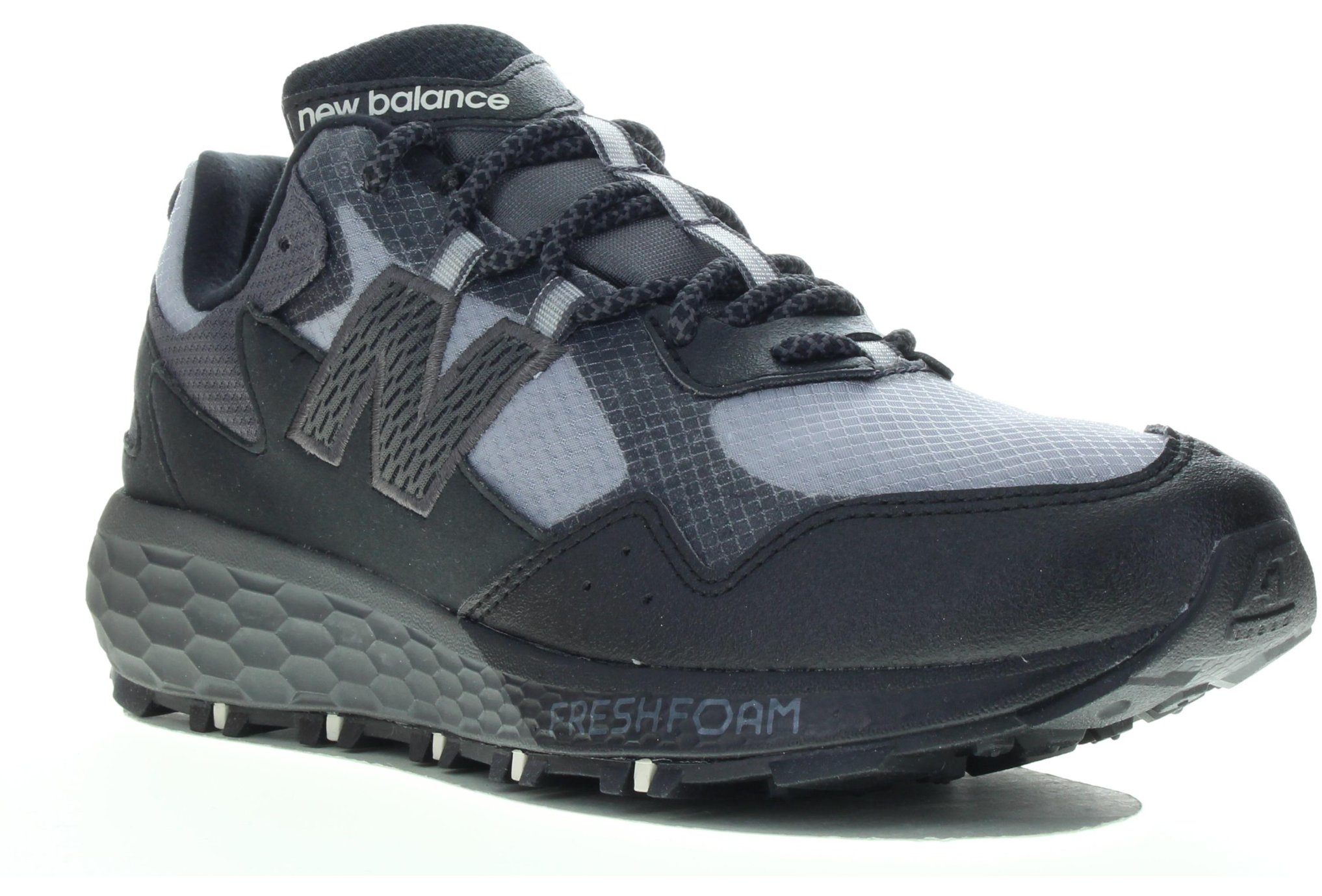 New Balance Fresh Foam Crag V2