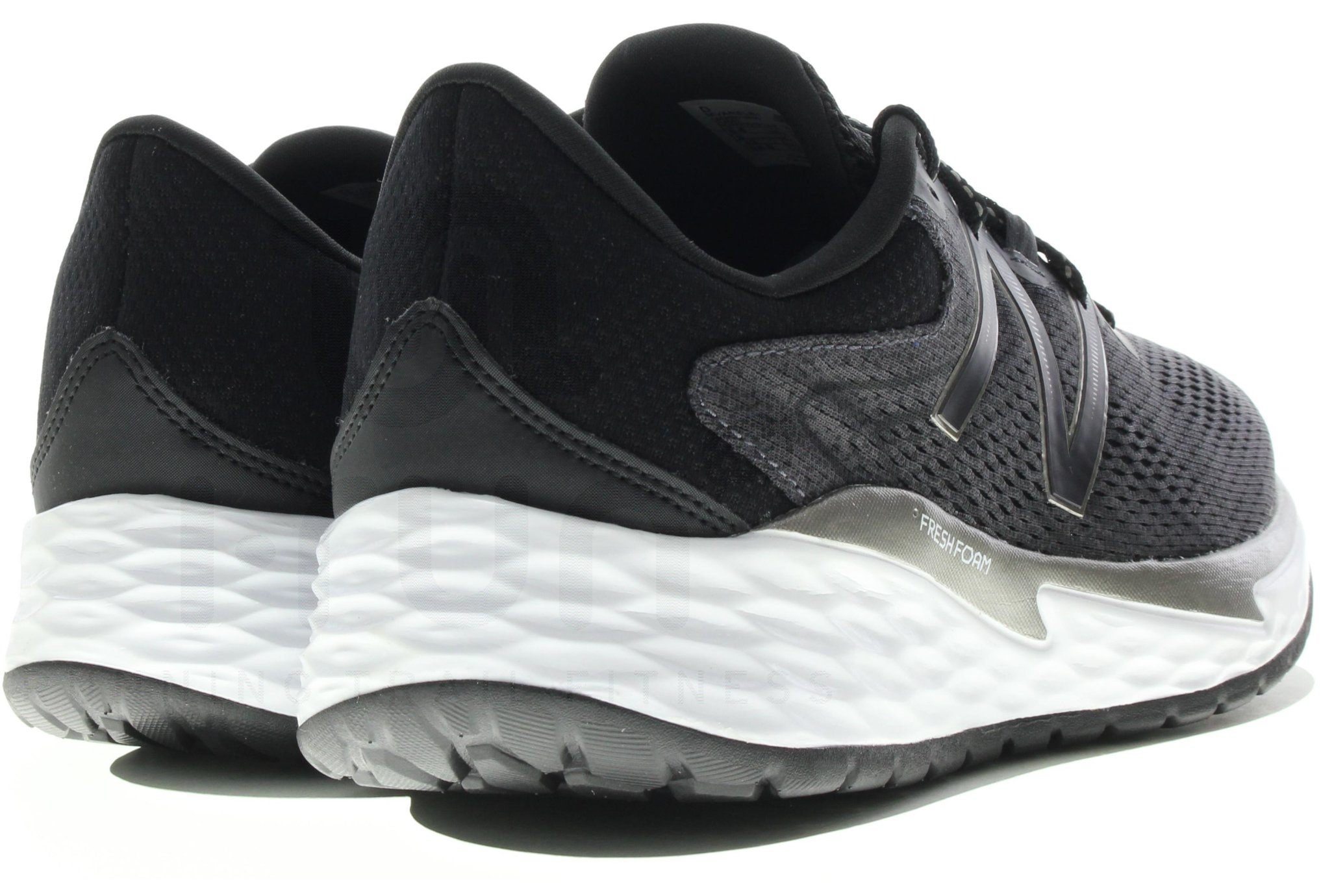 New Balance Fresh Foam Evare