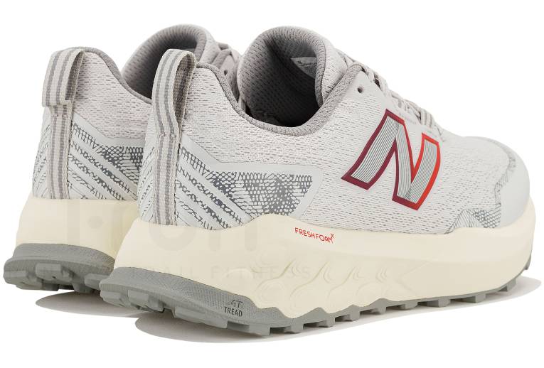New Balance Fresh Foam Garo� V2 