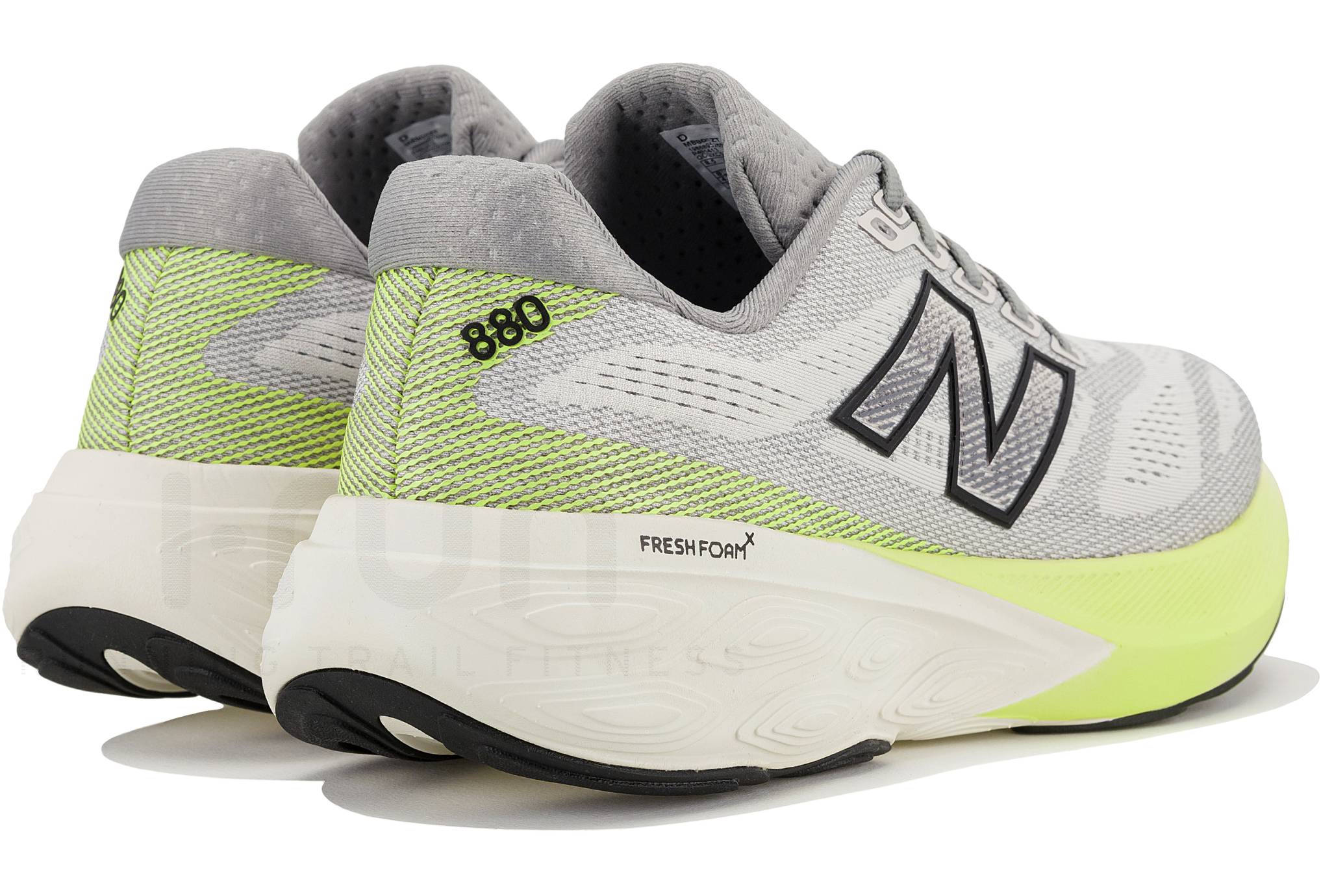 New Balance Fresh Foam X 880 V15 Herren Wide