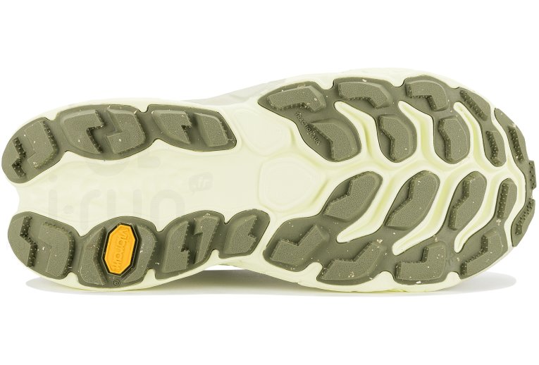 New Balance Fresh Foam X More Trail V3