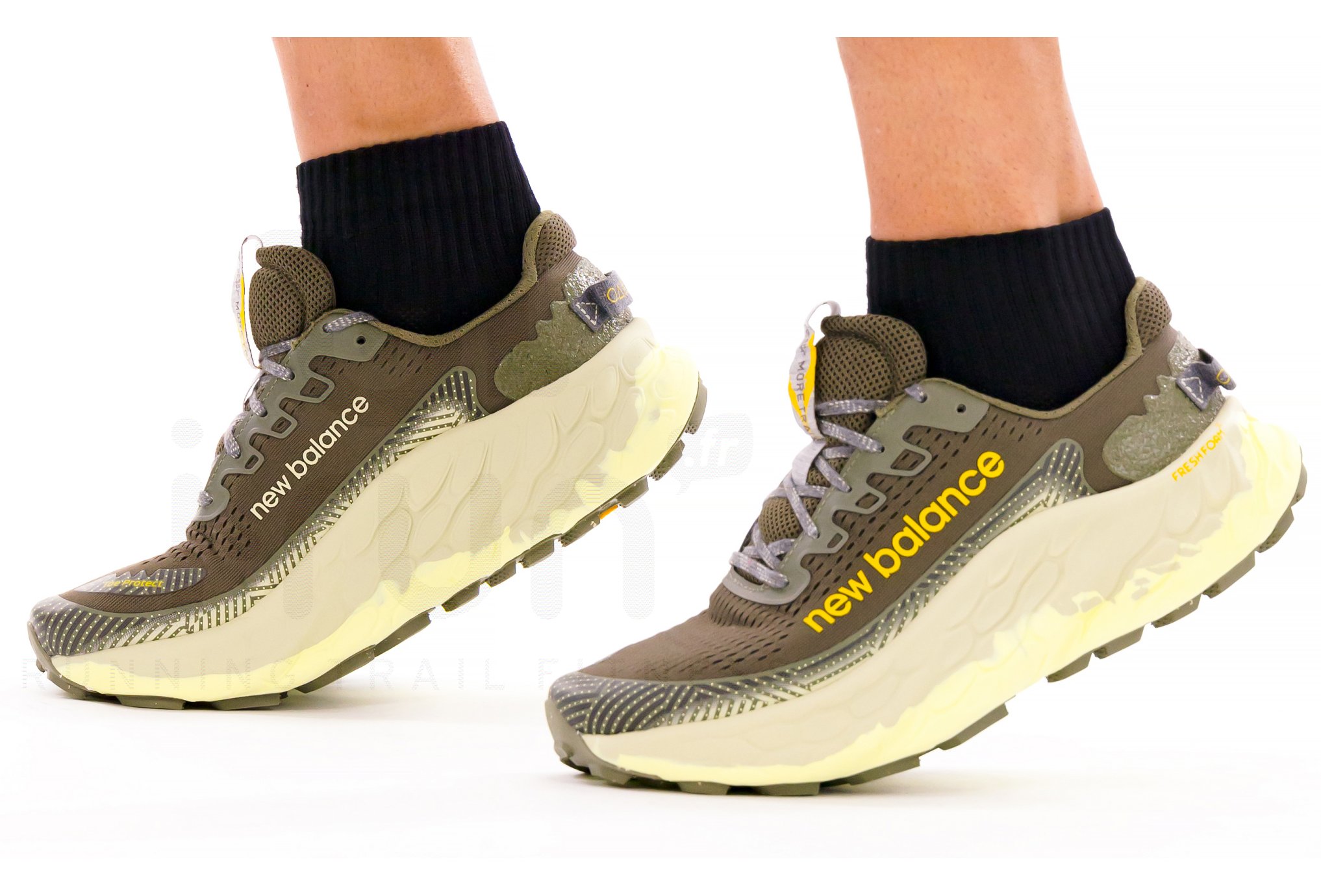 New Balance Fresh Foam X More Trail V3