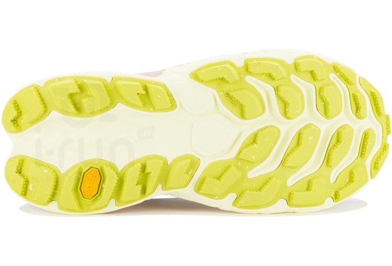 New Balance Fresh Foam X More Trail V3