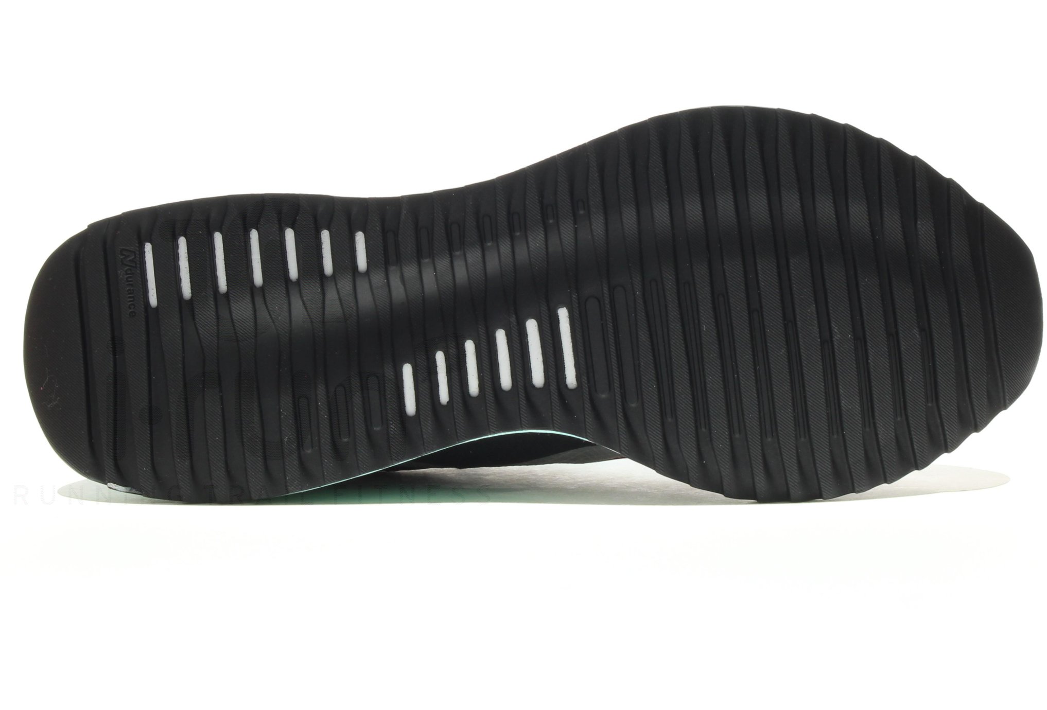 New Balance FuelCell Echolucent M 