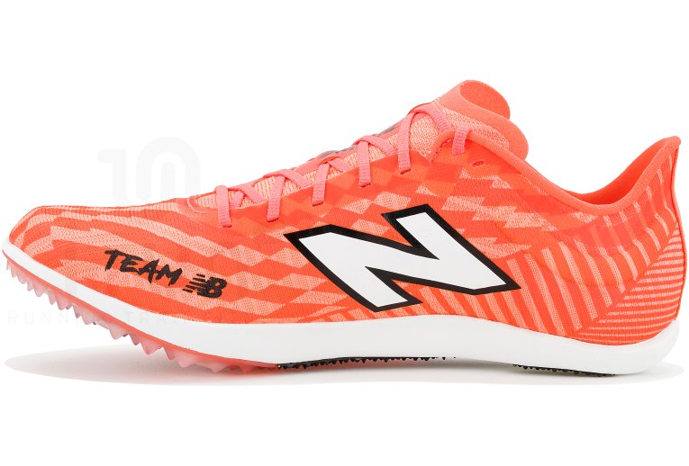 New Balance FuelCell MD500 V9