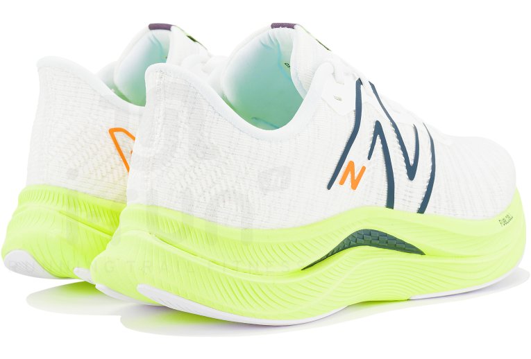 New Balance FuelCell Propel V4 W