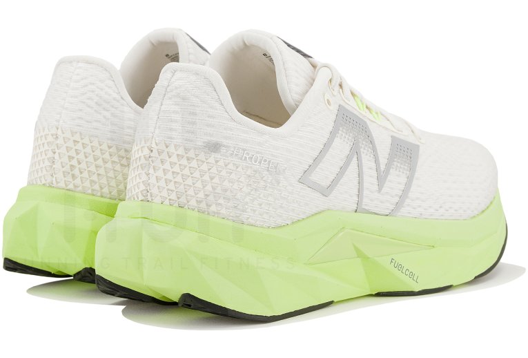 New Balance FuelCell Propel V5 W