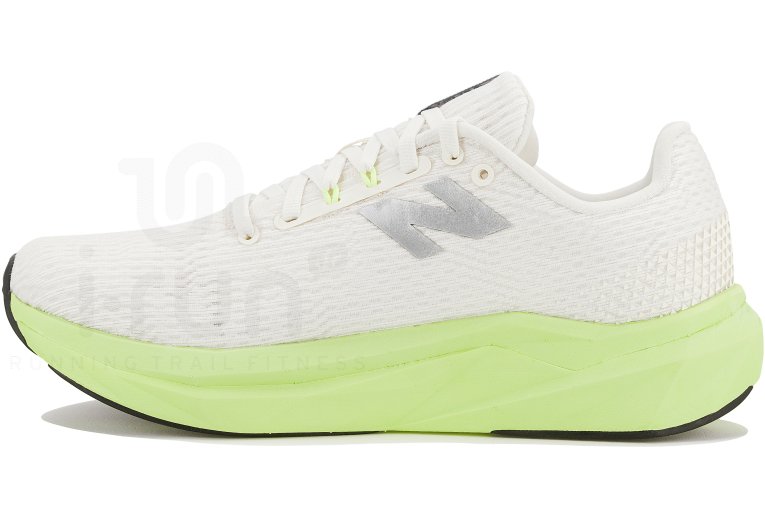 New Balance FuelCell Propel V5 W