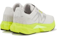 New Balance FuelCell Propel V5