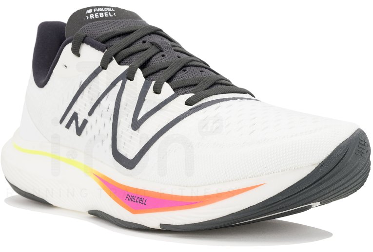 New Balance FuelCell Rebel V3 M 