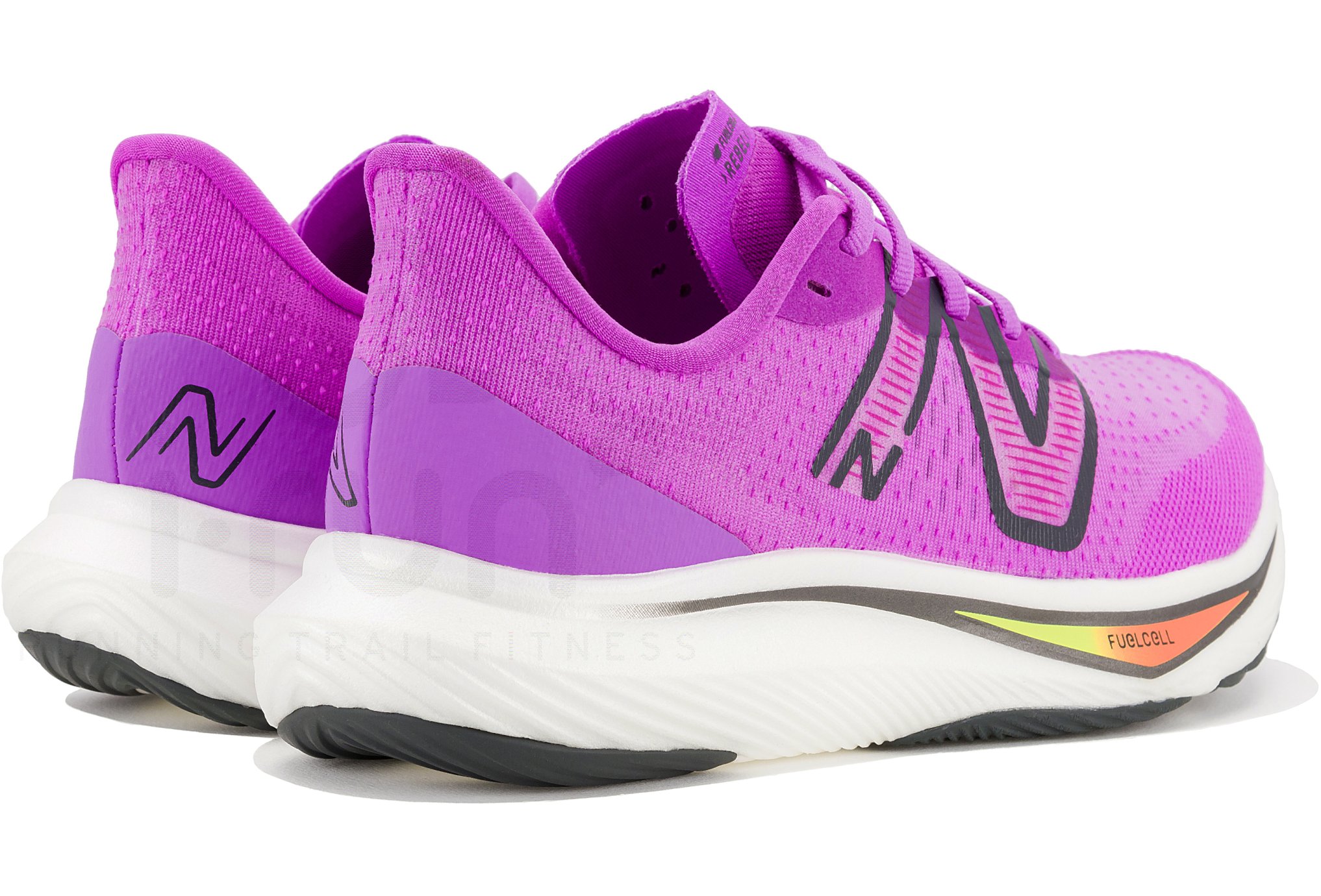 New Balance FuelCell Rebel V3