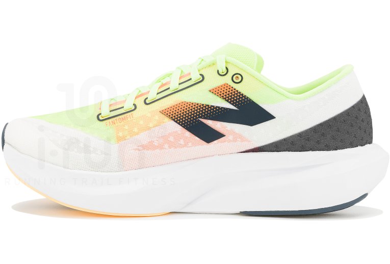 New Balance FuelCell Rebel V4