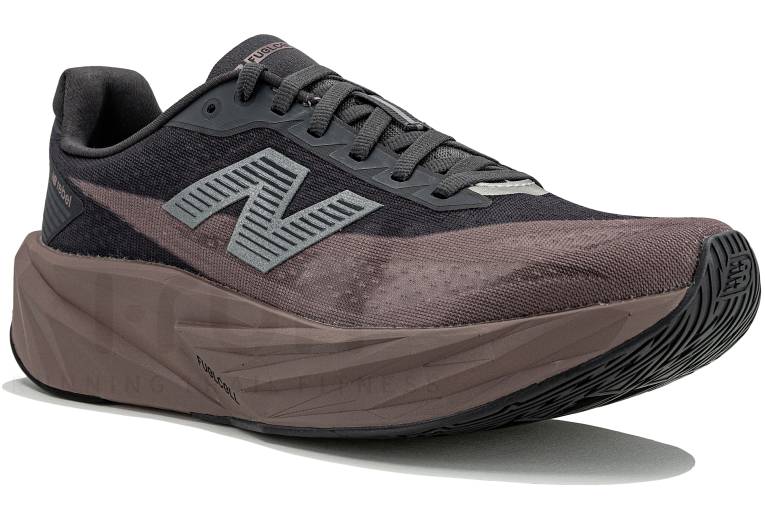 New Balance FuelCell Rebel V5