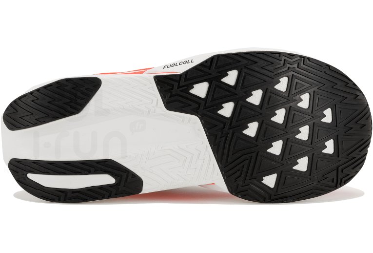 New Balance FuelCell Rebel V5 Herren