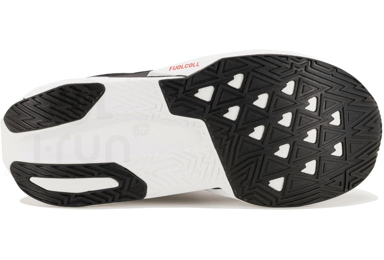 New Balance FuelCell Rebel V5 