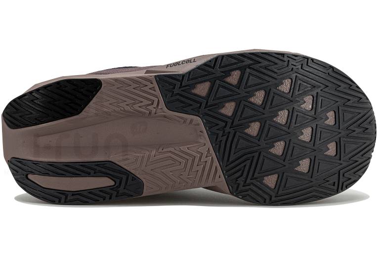 New Balance FuelCell Rebel V5