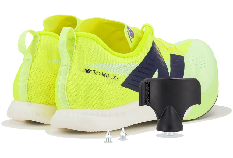 New Balance FuelCell SuperComp MD-X V3