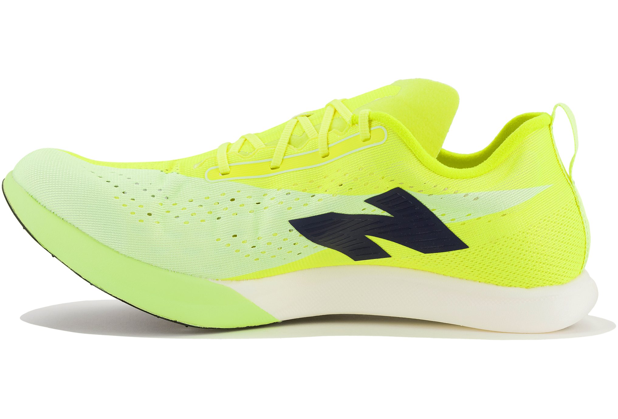 New Balance FuelCell SuperComp MD-X V3