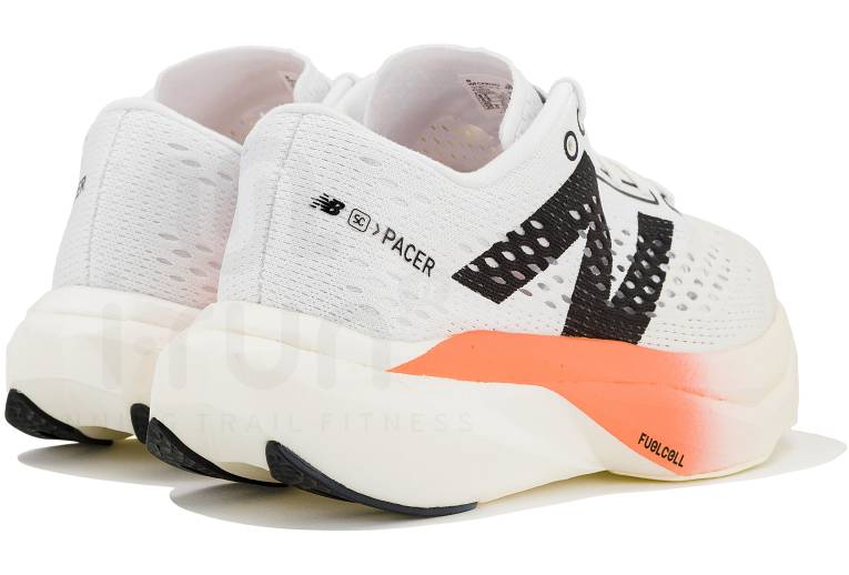 New Balance FuelCell SuperComp Pacer V2 