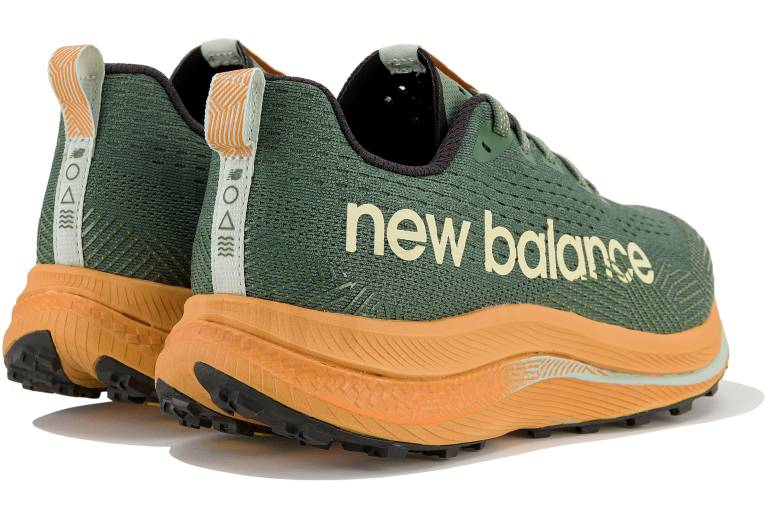 New Balance FuelCell SuperComp Trail 