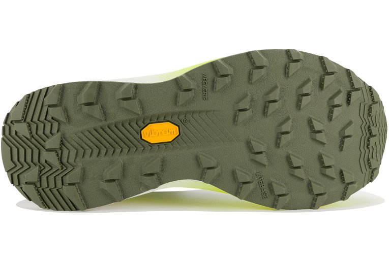 New Balance FuelCell SuperComp Trail V2