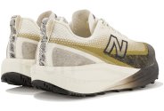 New Balance FuelCell SuperComp Trail V2