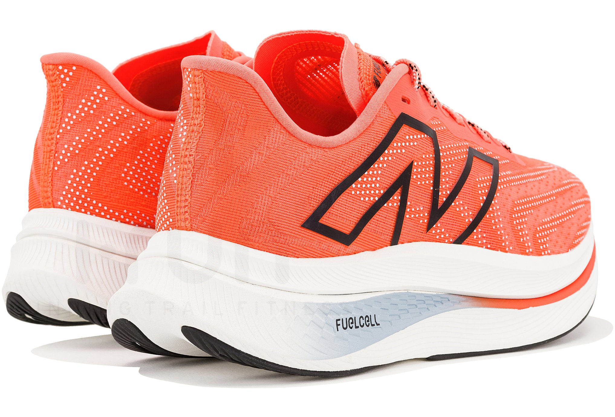 New Balance FuelCell SuperComp Trainer v2