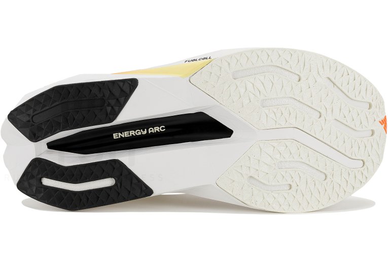 New Balance FuelCell SuperComp Trainer V3