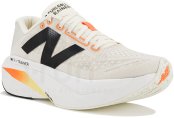 New Balance FuelCell SuperComp Trainer V3 
