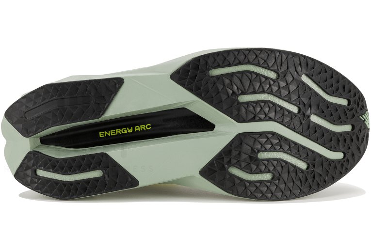 New Balance FuelCell SuperComp Trainer V3 M