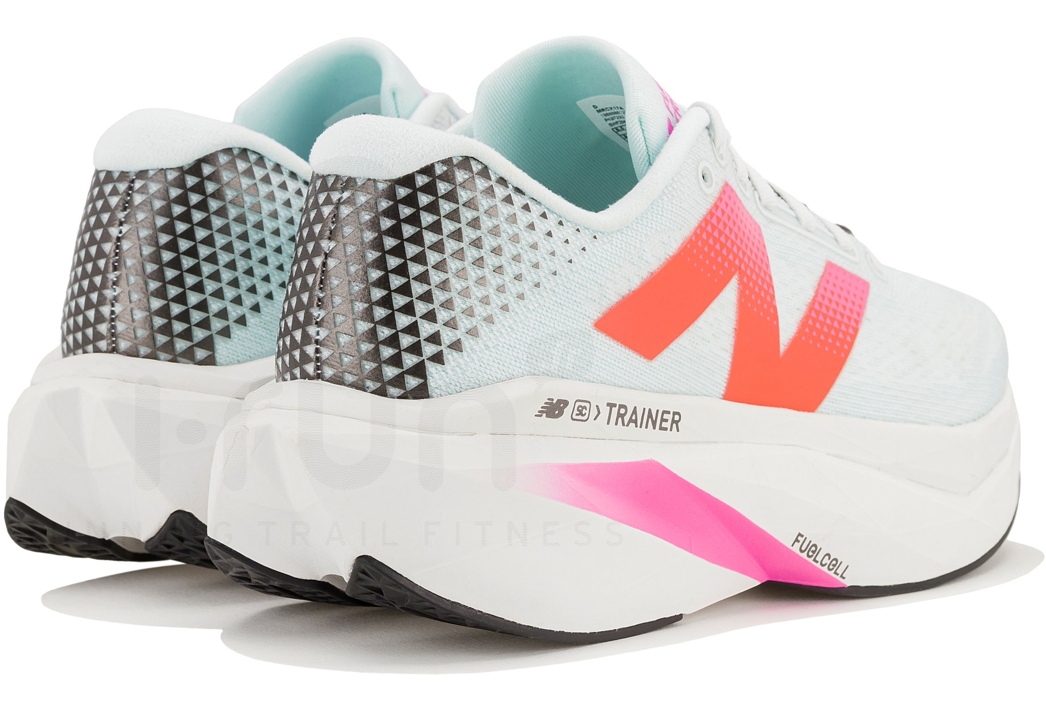 New Balance FuelCell SuperComp Trainer V3