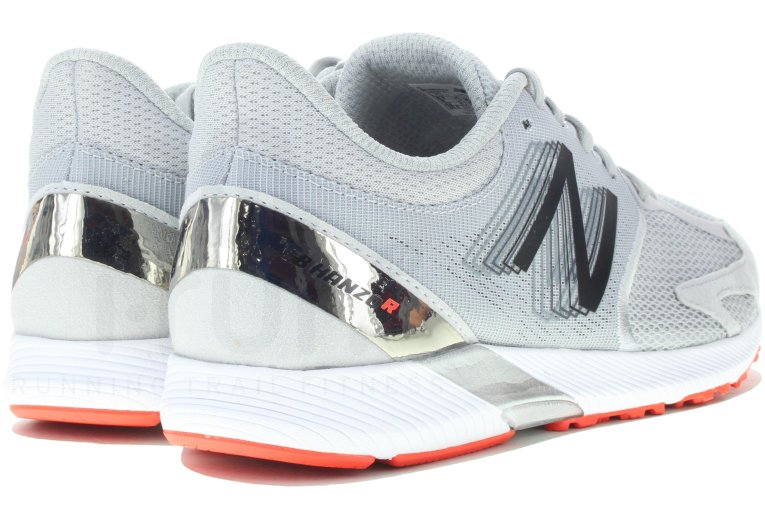 New Balance Hanzo R V3 Herren