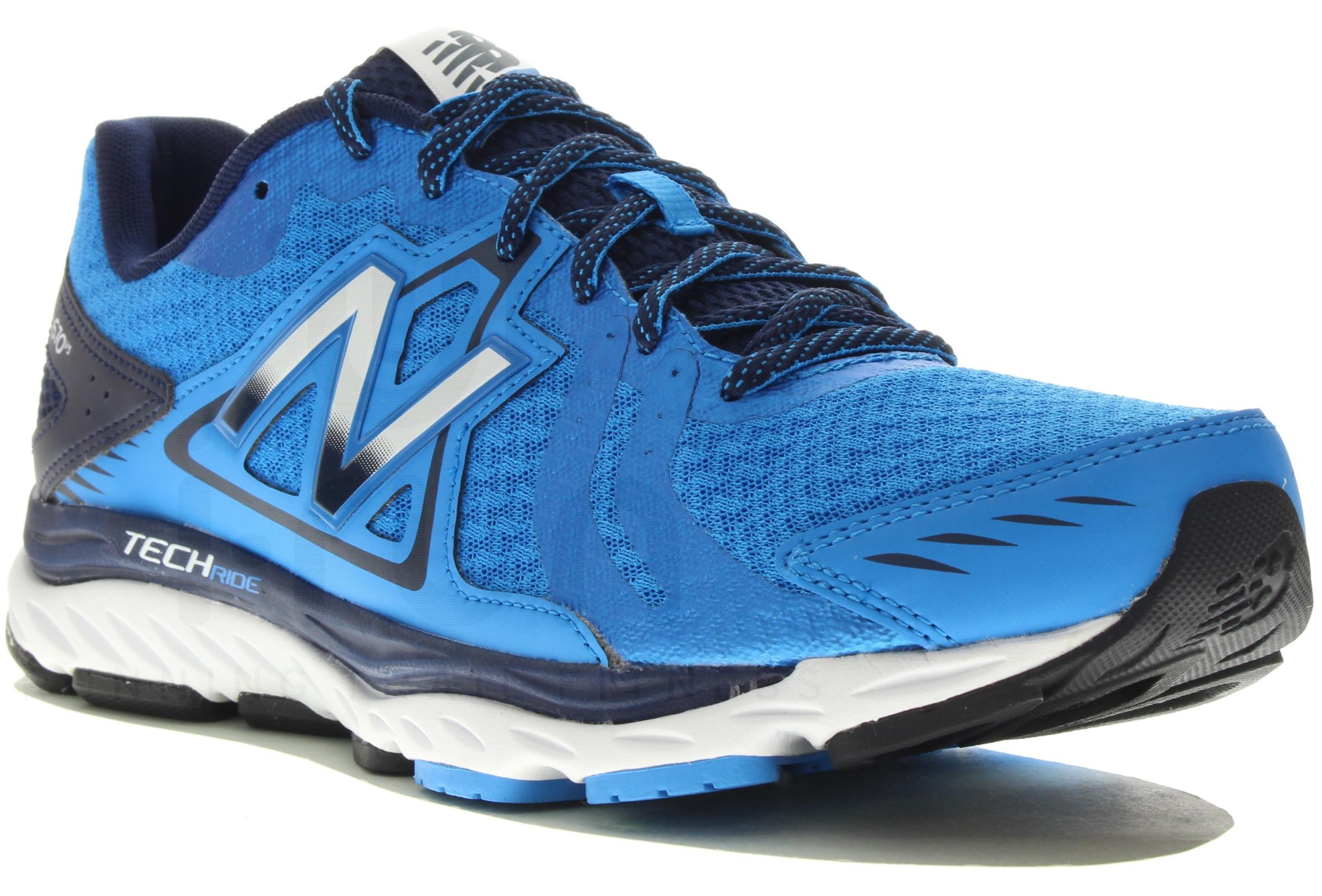 New Balance M 670 V5