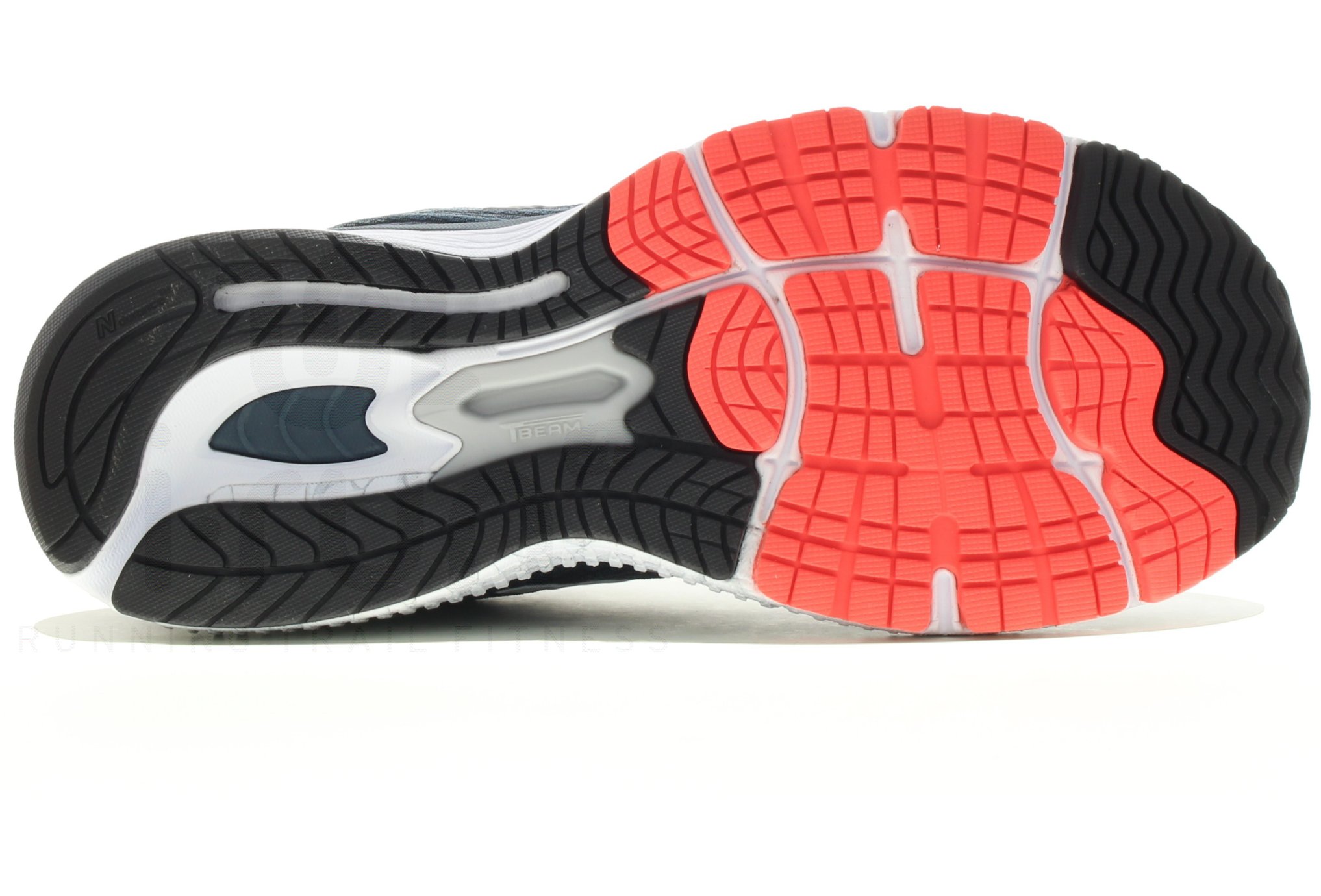 New Balance 860 V9