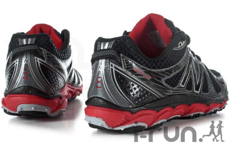 New Balance MT 810 V2 