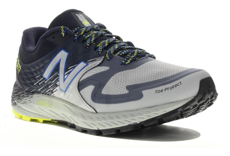 New Balance Summit K.O.M. M 