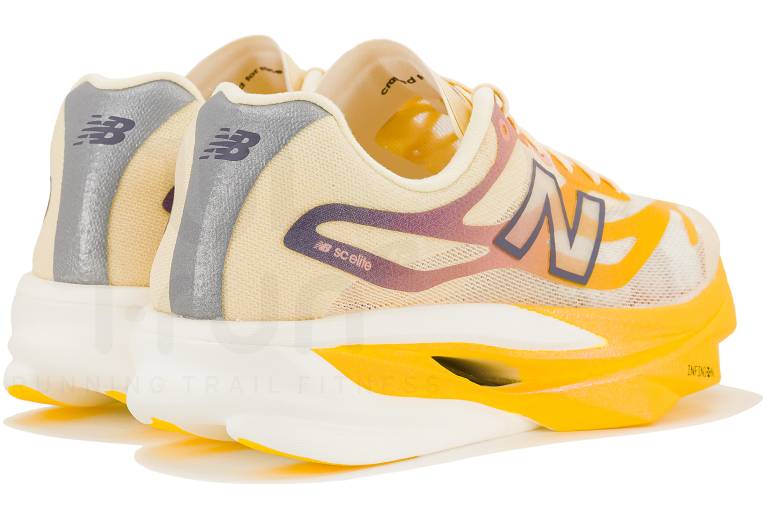 New Balance SuperComp Elite V6 